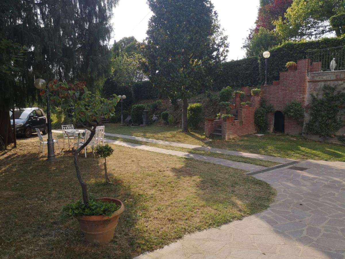 B&B Le Rose Di Paola Санта-Мария-а-Монте Экстерьер фото