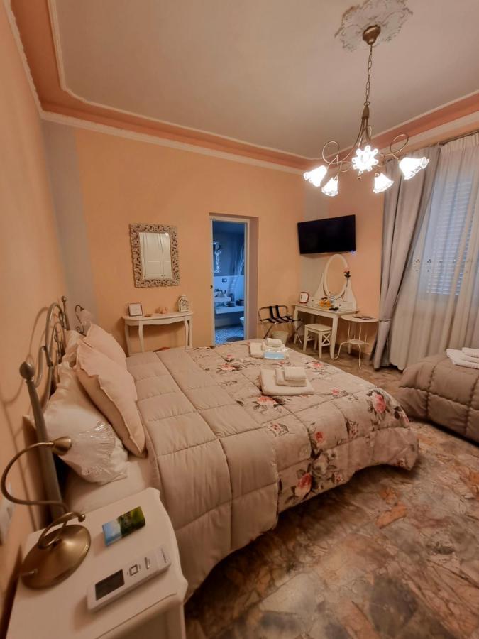 B&B Le Rose Di Paola Санта-Мария-а-Монте Экстерьер фото
